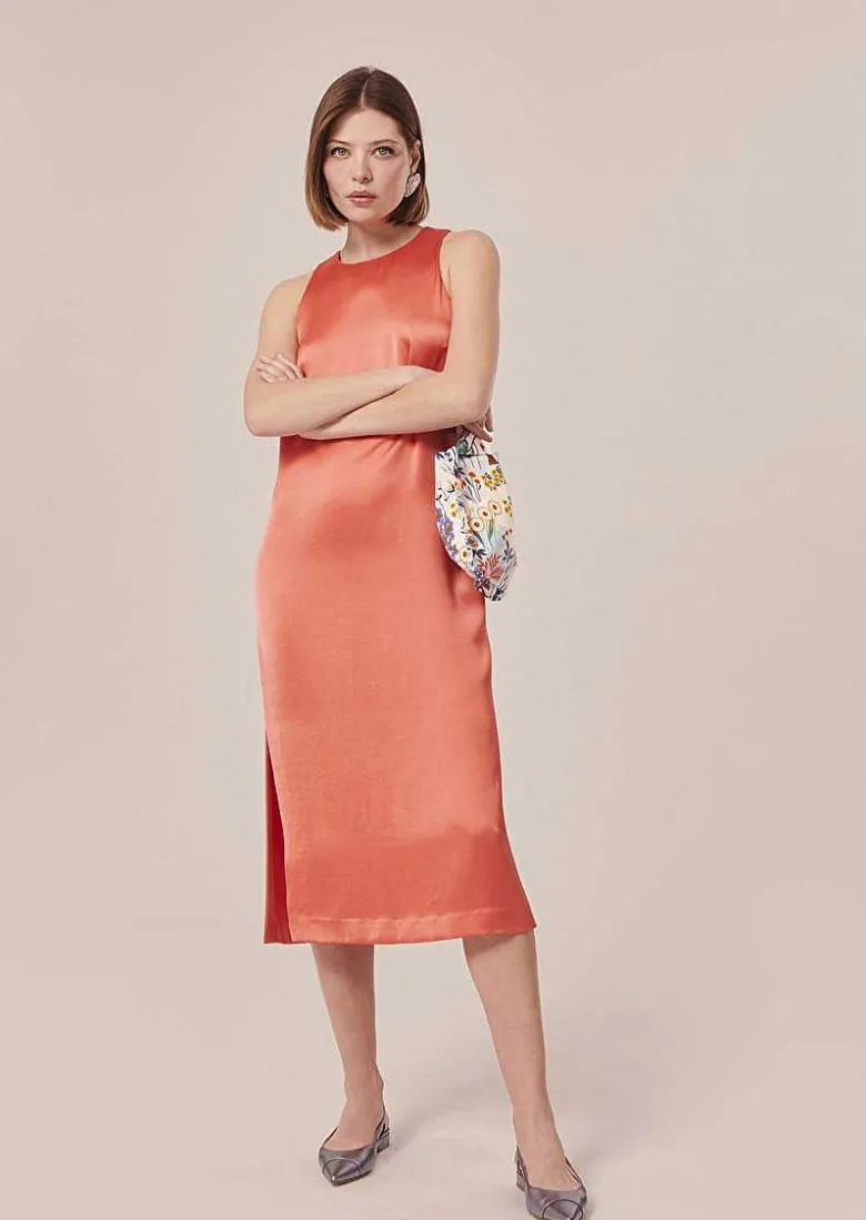 TARA JARMON Roselyne Coral Dess In Fluid Satin Store