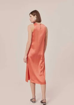 TARA JARMON Roselyne Coral Dess In Fluid Satin Store